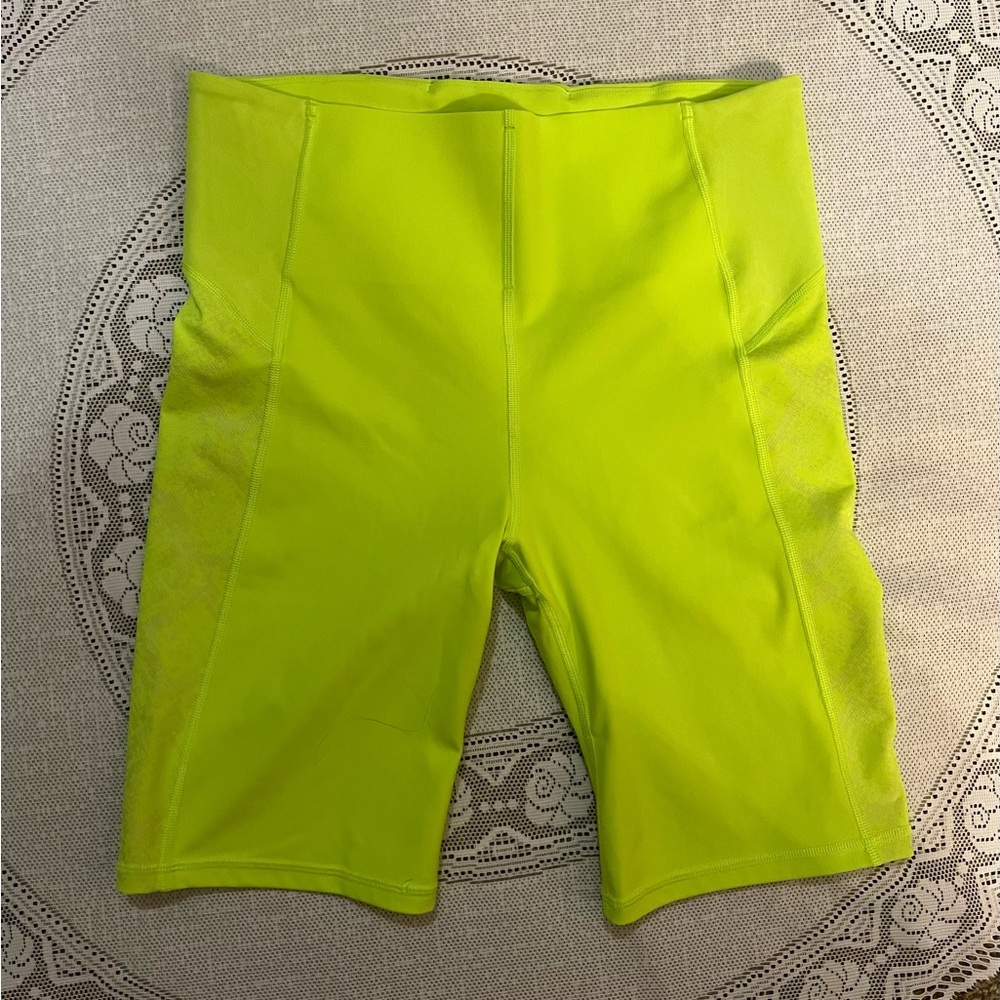 Athleta bike shorts